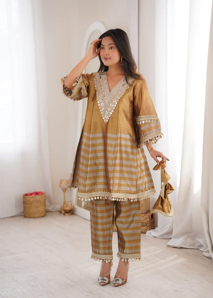 Designer Two-Tone Tissue Co-Ord Set with Mirror Work & Batwa