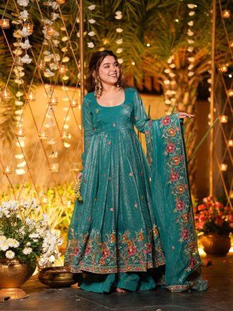 Explore the latest sarees online including silk, party wear and designer styles. Shop premium fabric sarees with fast delivery across India at Nrutya.