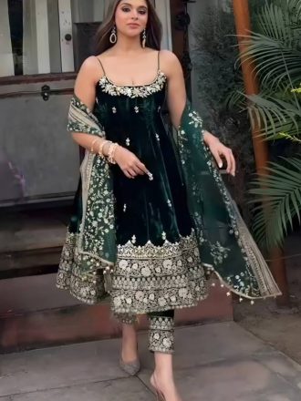 Explore the latest sarees online including silk, party wear and designer styles. Shop premium fabric sarees with fast delivery across India at Nrutya.